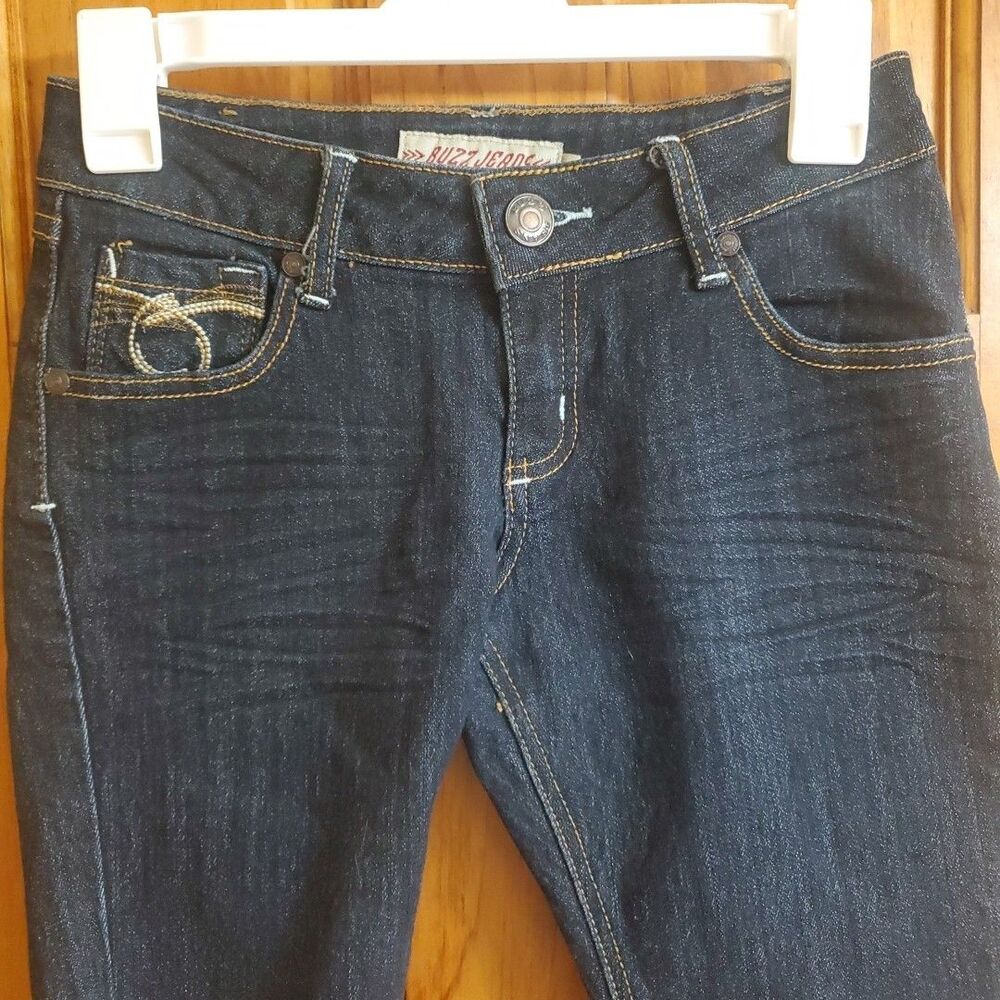 Buzz‎ Jeans 3/4 Bermuda Shorts Womens Dark Wash Stretch Denim Embroidered Y2K